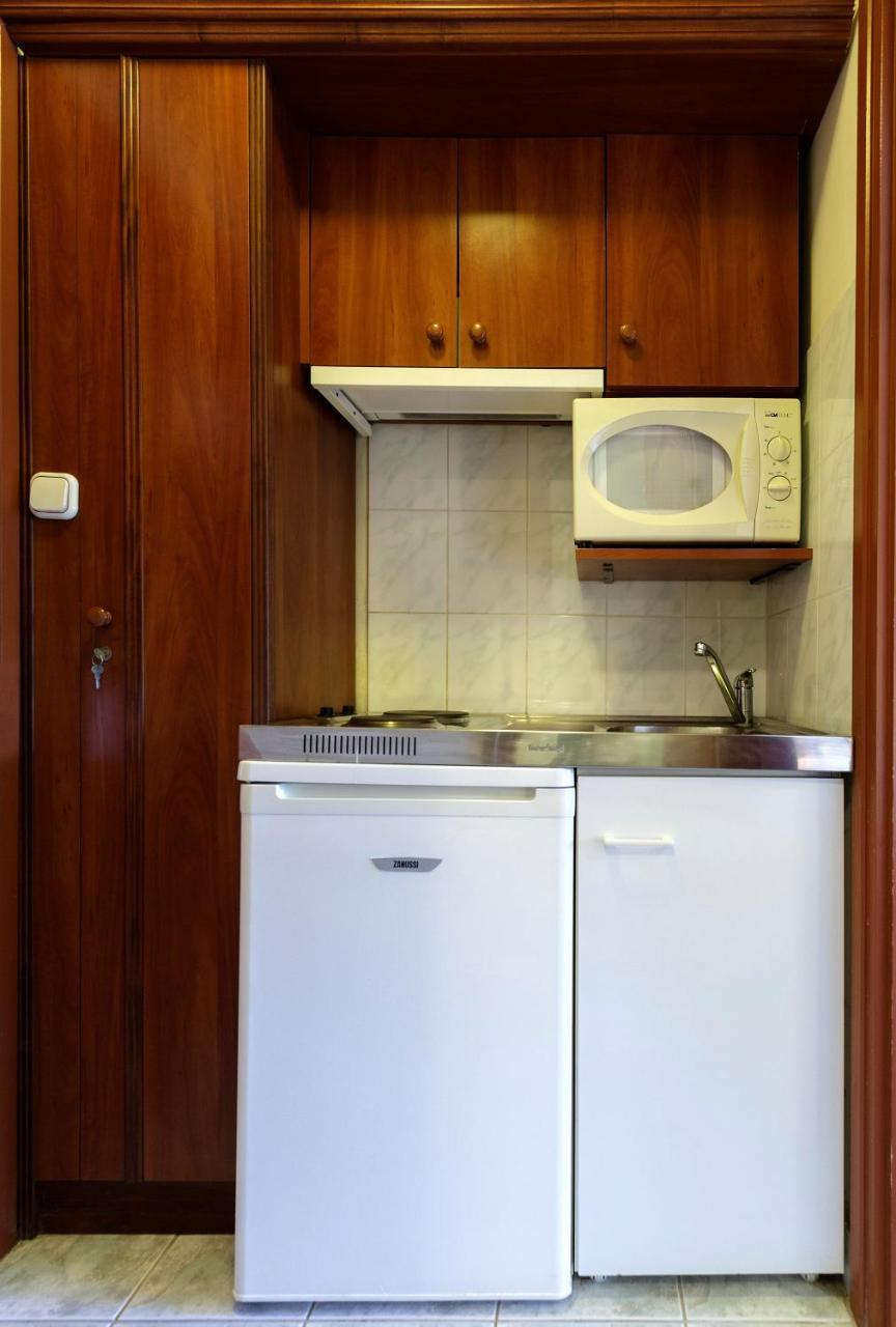Aranypatkó Fogadó-Étterem Győrújbarát Extérieur photo